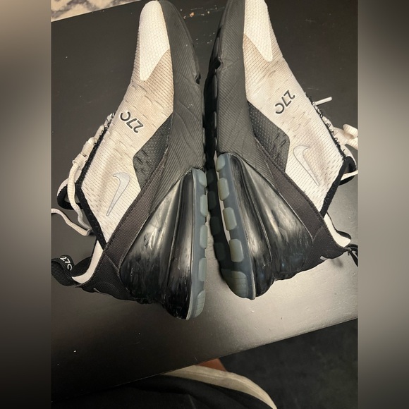 Nike Air Max 270 BIG, bold wraparound Big Kids' Athletic Sporty Shoes US 4.5Y - Picture 3 of 7